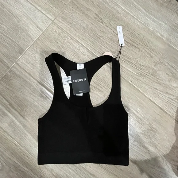 Clothing - Picture 3 of 16